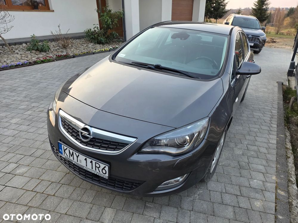 Opel Astra 1.4 T Cosmo - 13