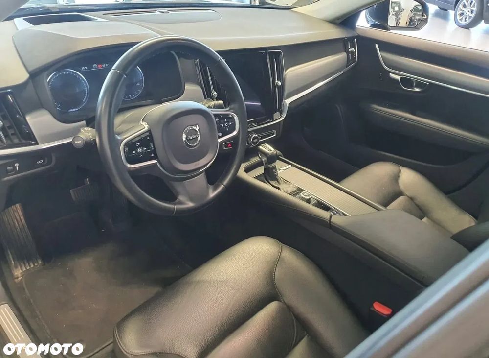 Volvo V90 D5 AWD Geartronic Momentum Pro - 7