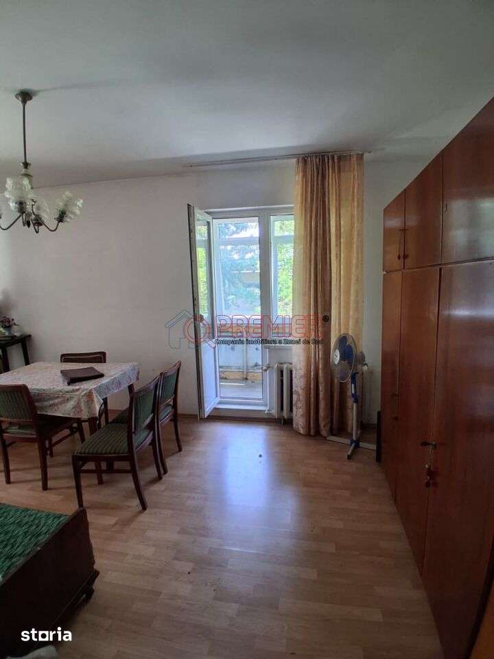 Piata Sudului – garsoniera decomandata - Imagine principală: 4/16