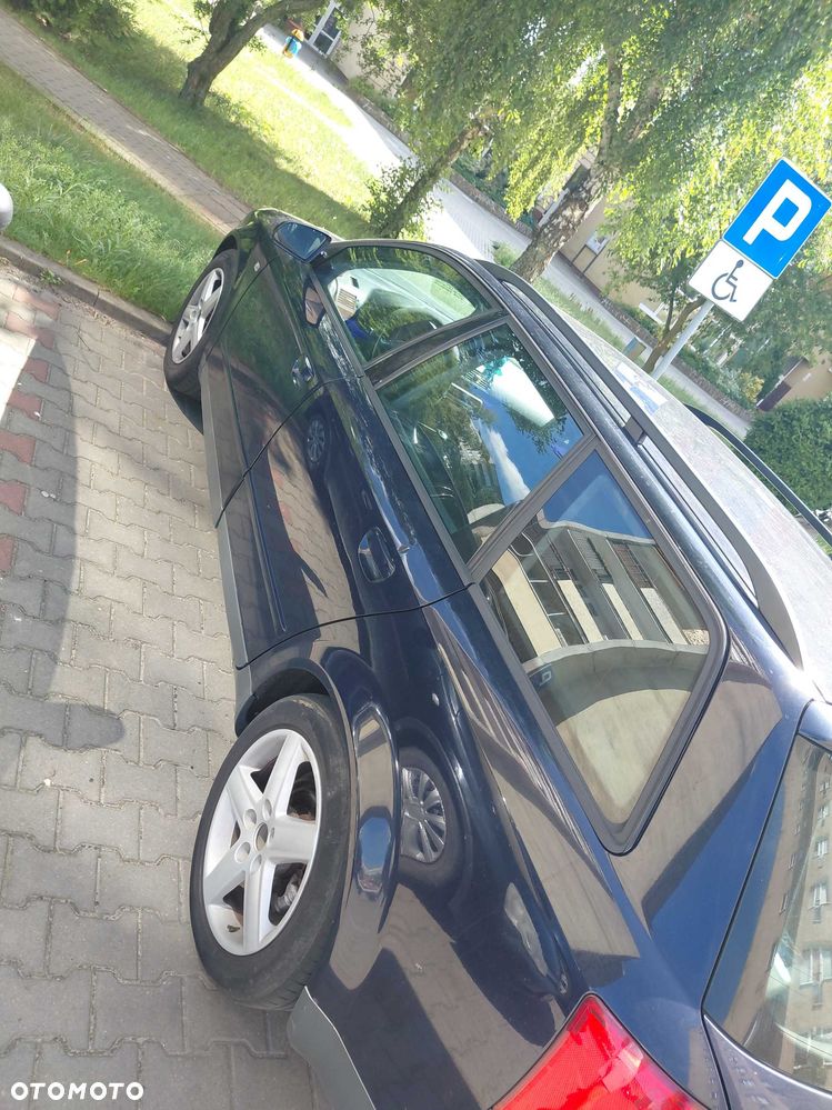 Audi A4 Avant - 2