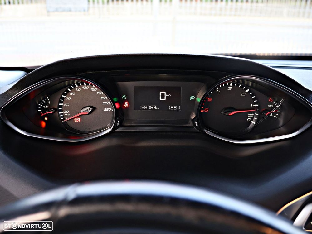 Peugeot 308 1.6 e-HDi Active J17 - 51