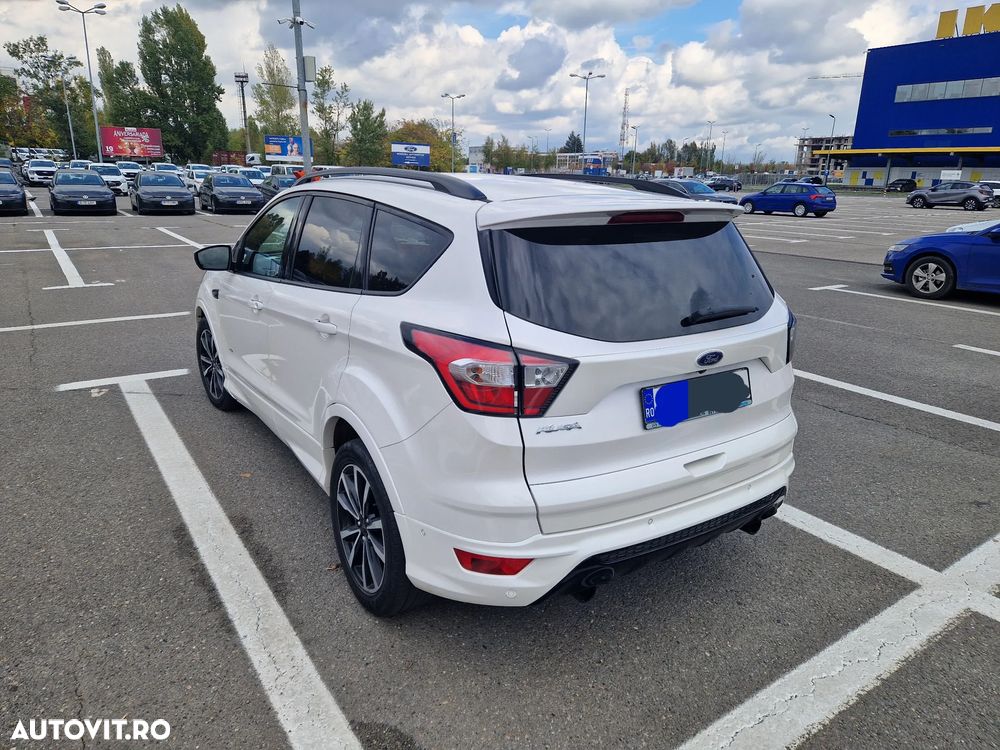 Ford Kuga 2.0 TDCi 4WD Powershift ST-Line - 4