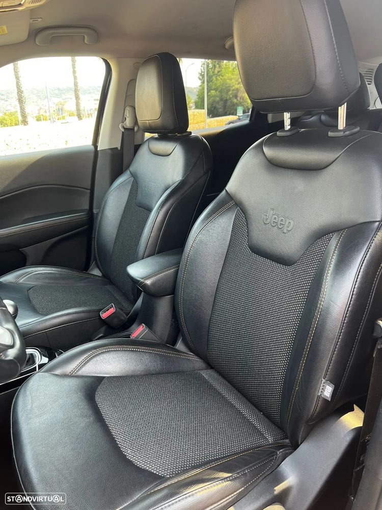Jeep Compass 1.6 M-Jet Limited - 9