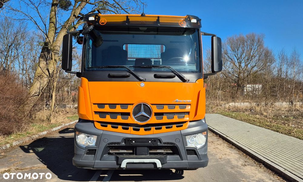 Mercedes-Benz AROCS 1827 - 5