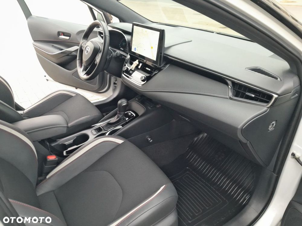 Toyota Corolla 2.0 Hybrid GR Sport - 9