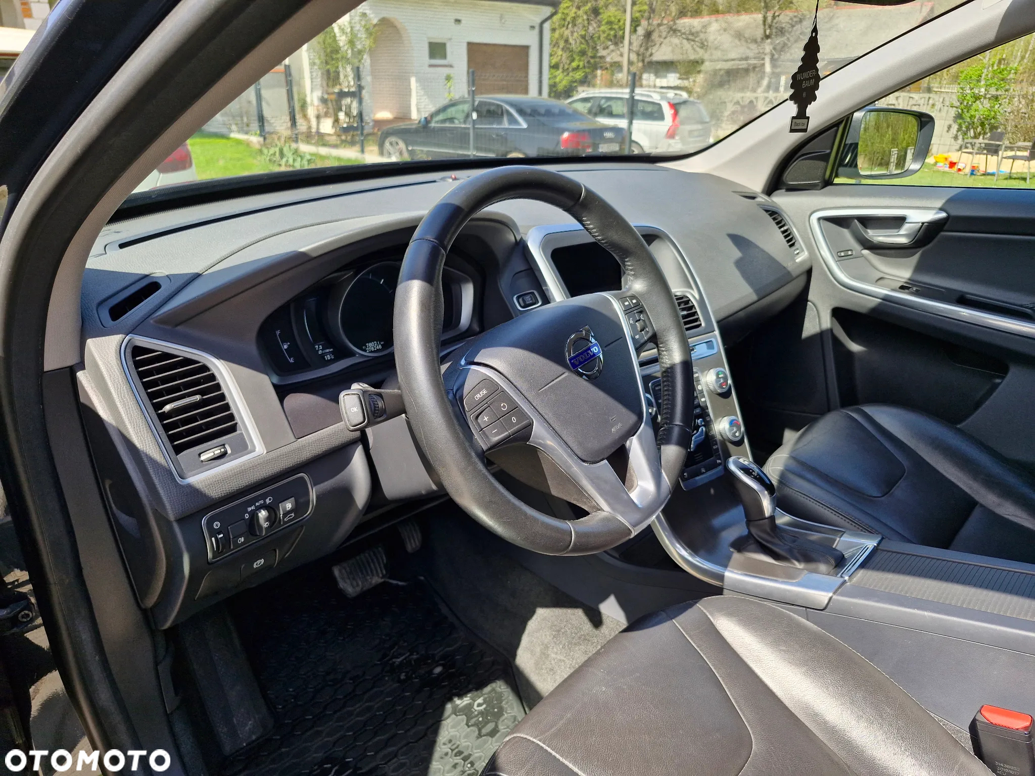 Volvo XC 60 - 8