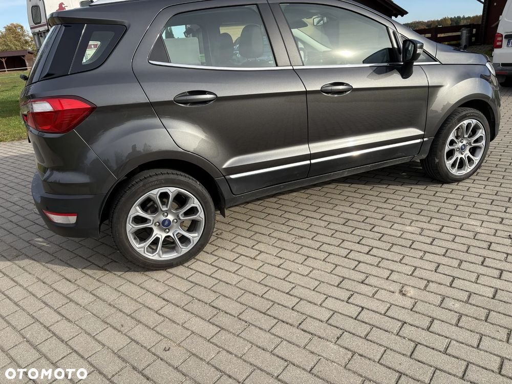 Ford EcoSport - 5