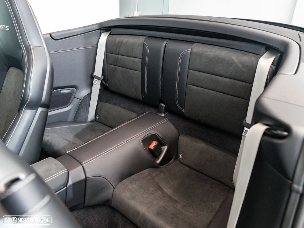 Porsche 911 (992) Carrera 4 GTS PDK - 44