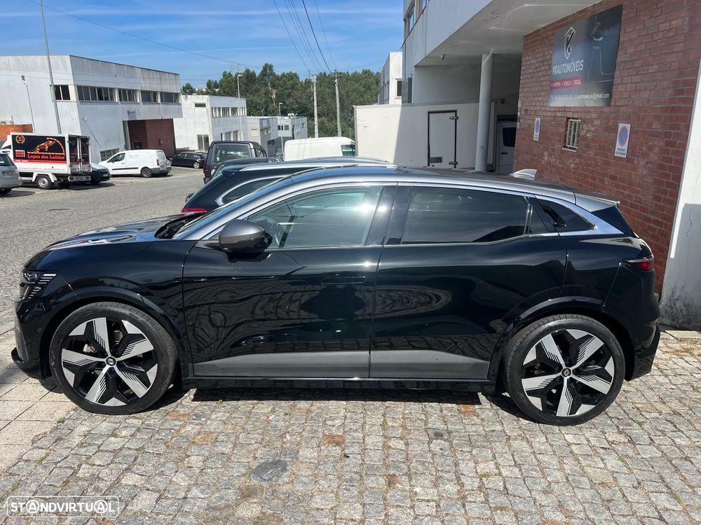 Renault Mégane E-Tech 220 Comfort Range Iconic - 13