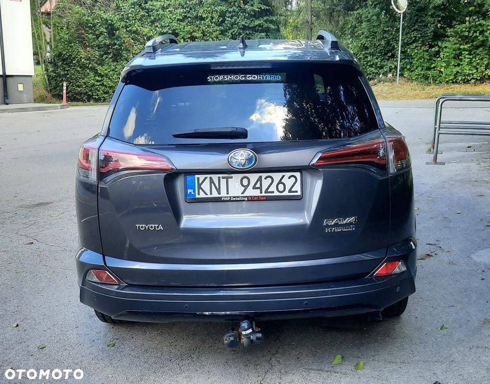 Toyota RAV4 - 6