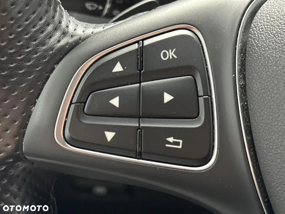 Mercedes-Benz Vito - 15