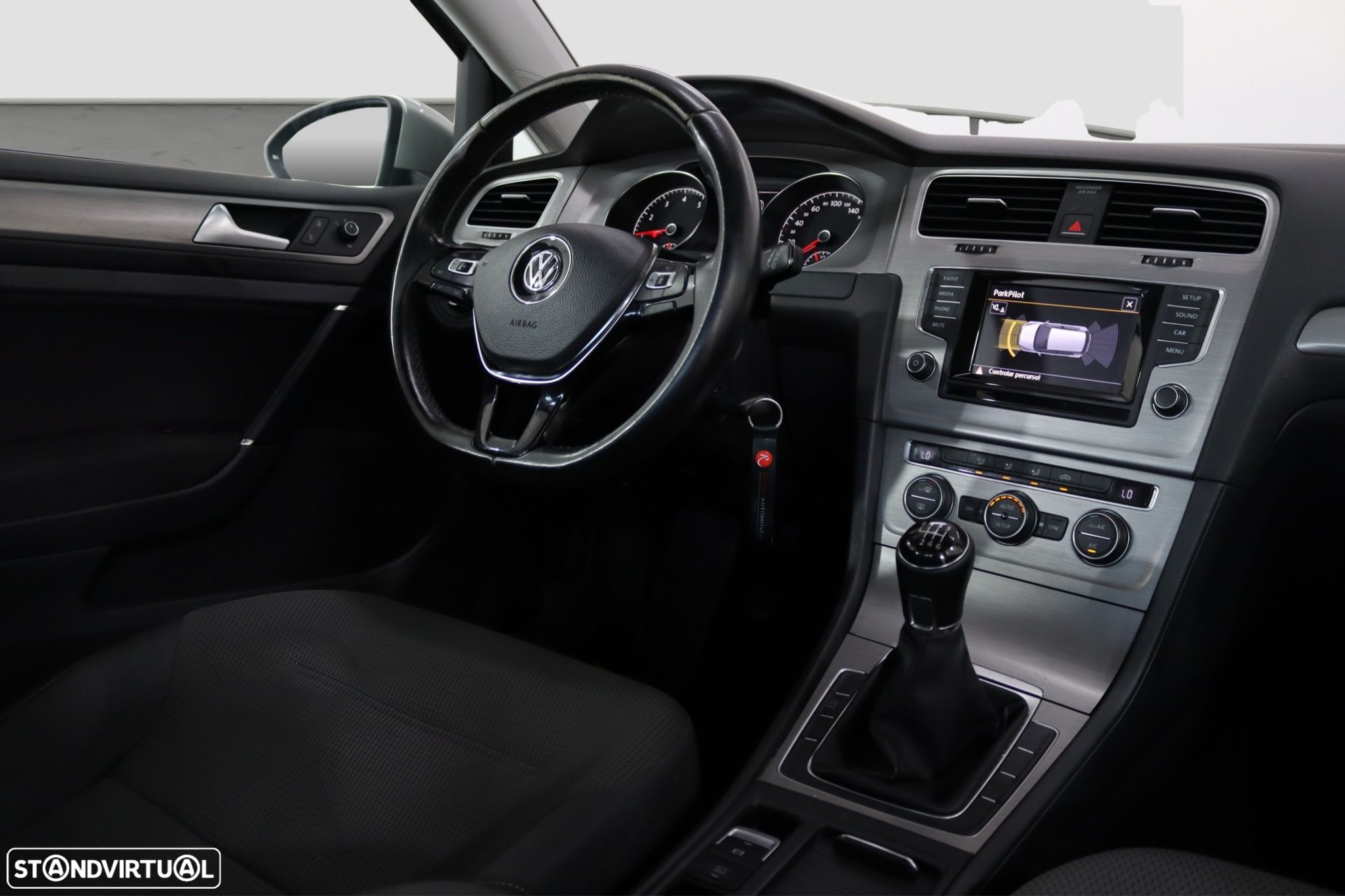 VW Golf 1.2 TSi Confortline BlueMotion - 5