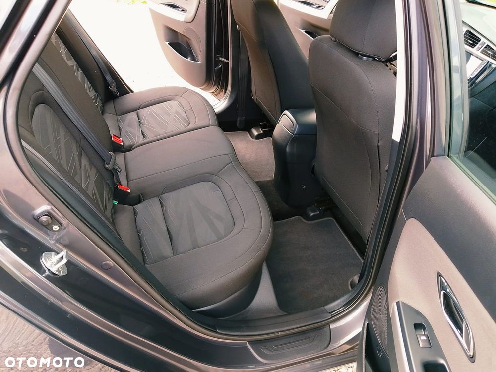 Kia Ceed 1.4 Business Line - 17