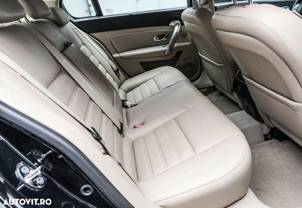 Renault Latitude 2.0 dCi Initiale Aut. - 16