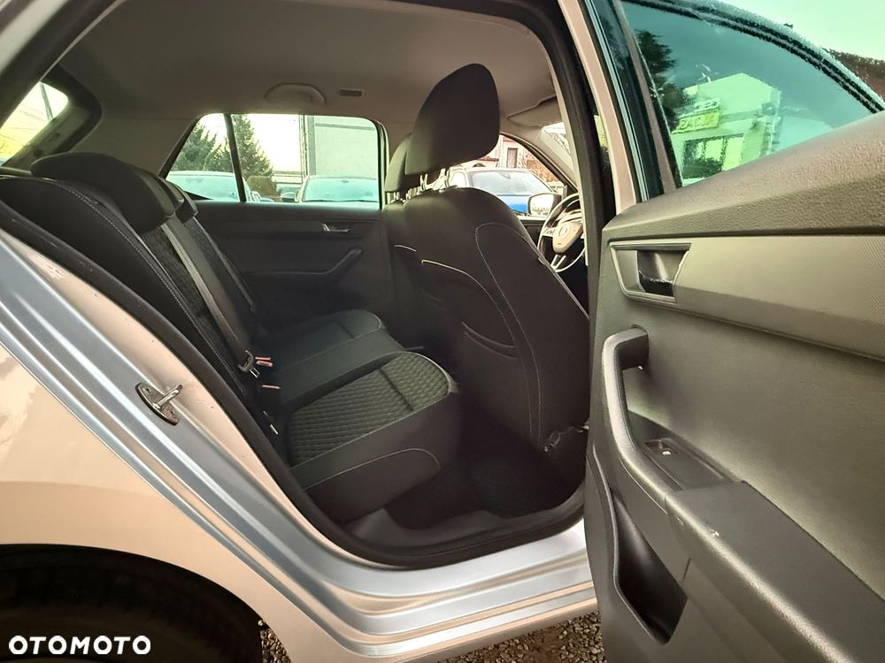 Skoda Fabia 1.0 TSI DSG Monte Carlo - 26