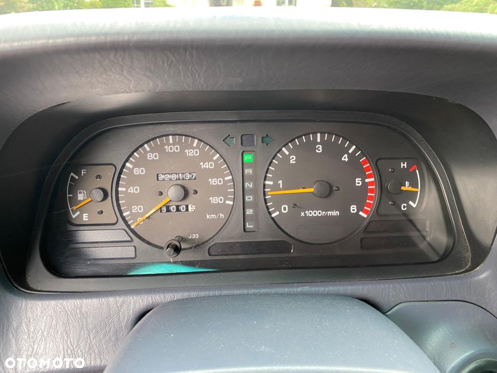 Toyota Land Cruiser - 7