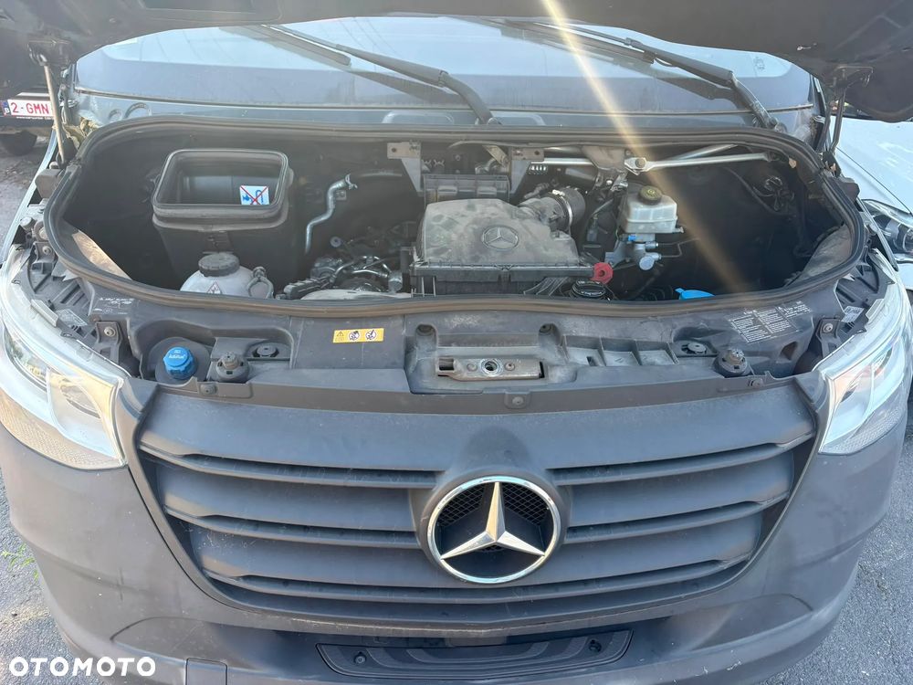 Mercedes-Benz Sprinter - 8