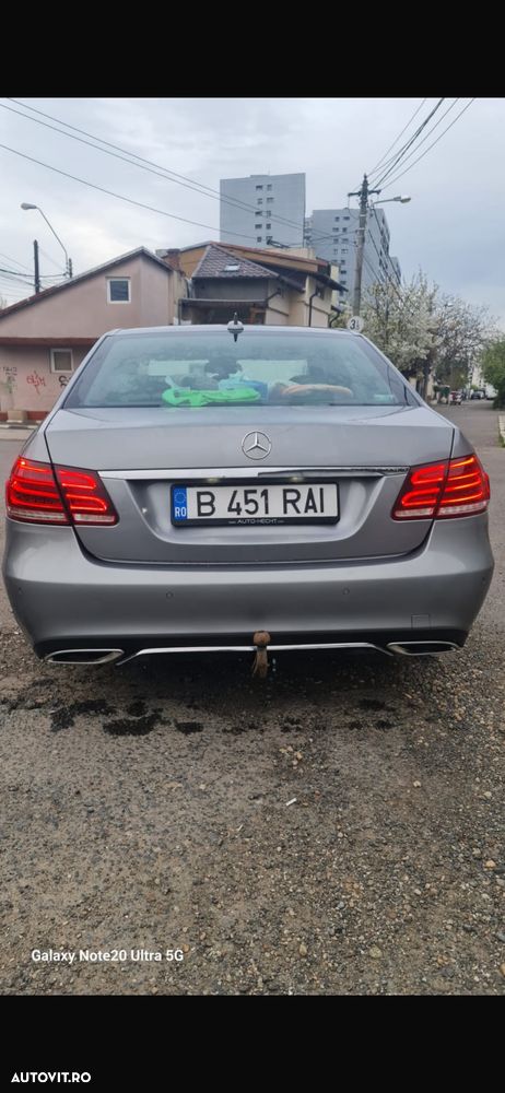 Mercedes-Benz E 220 BlueTEC 4MATIC 7G-TRONIC Avantgarde - 17