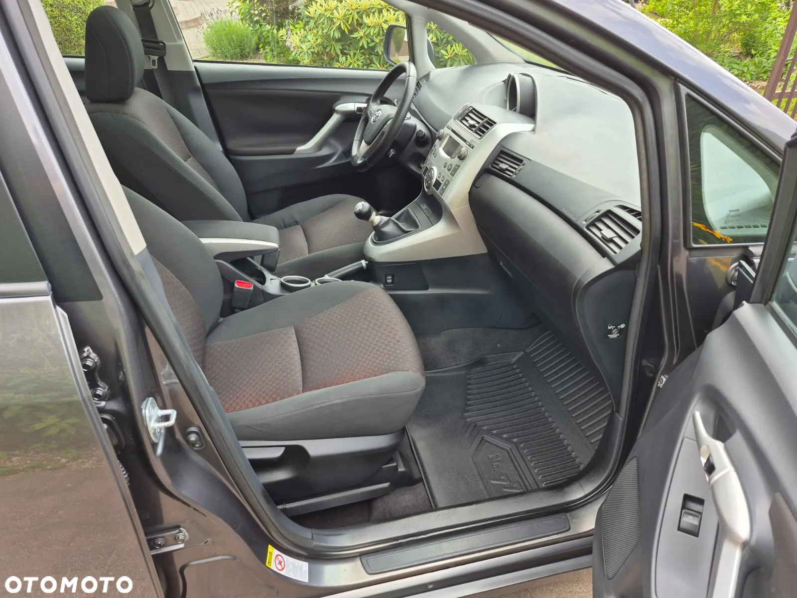 Toyota Verso 2.0 D-4D Sol - 9