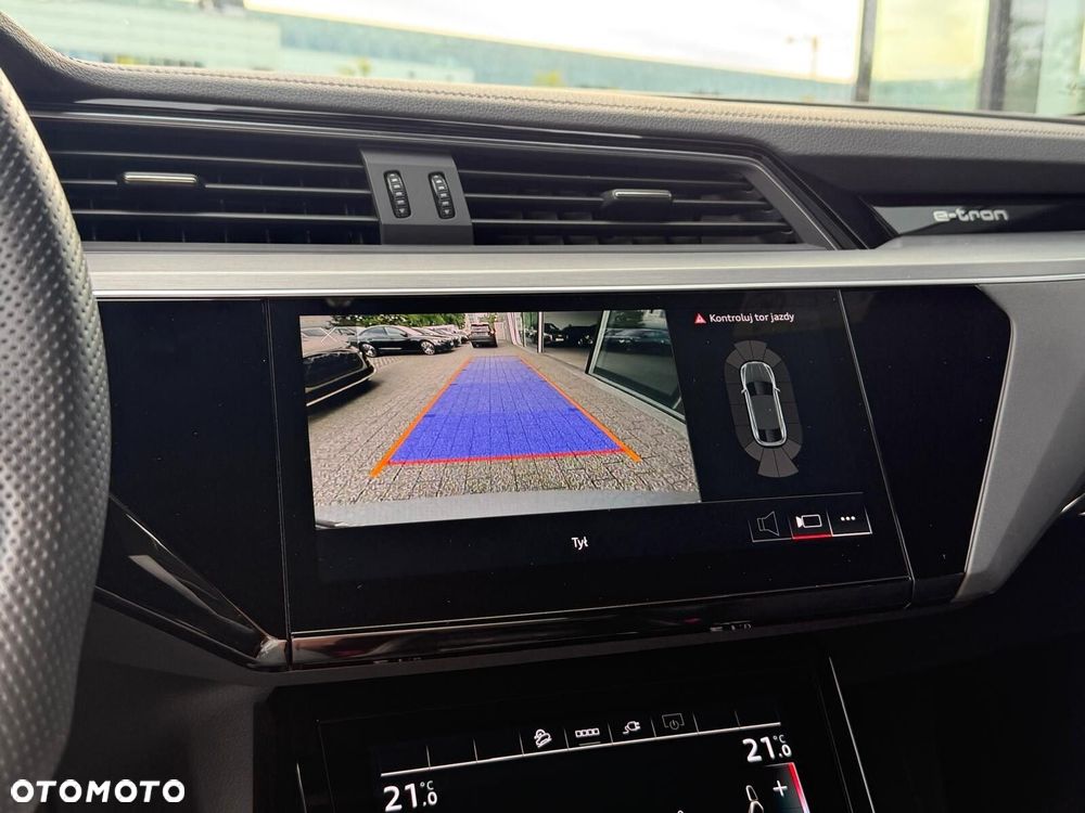 Audi e-tron Sportback - 28