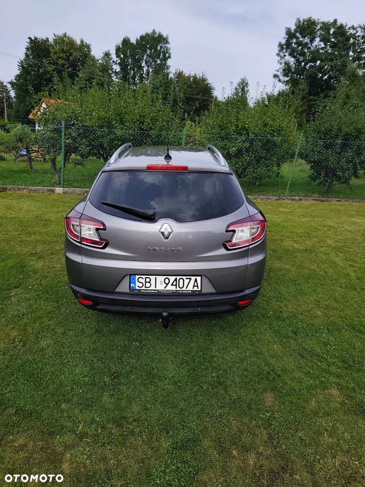 Renault Megane TCe 130 Bose Edition - 24