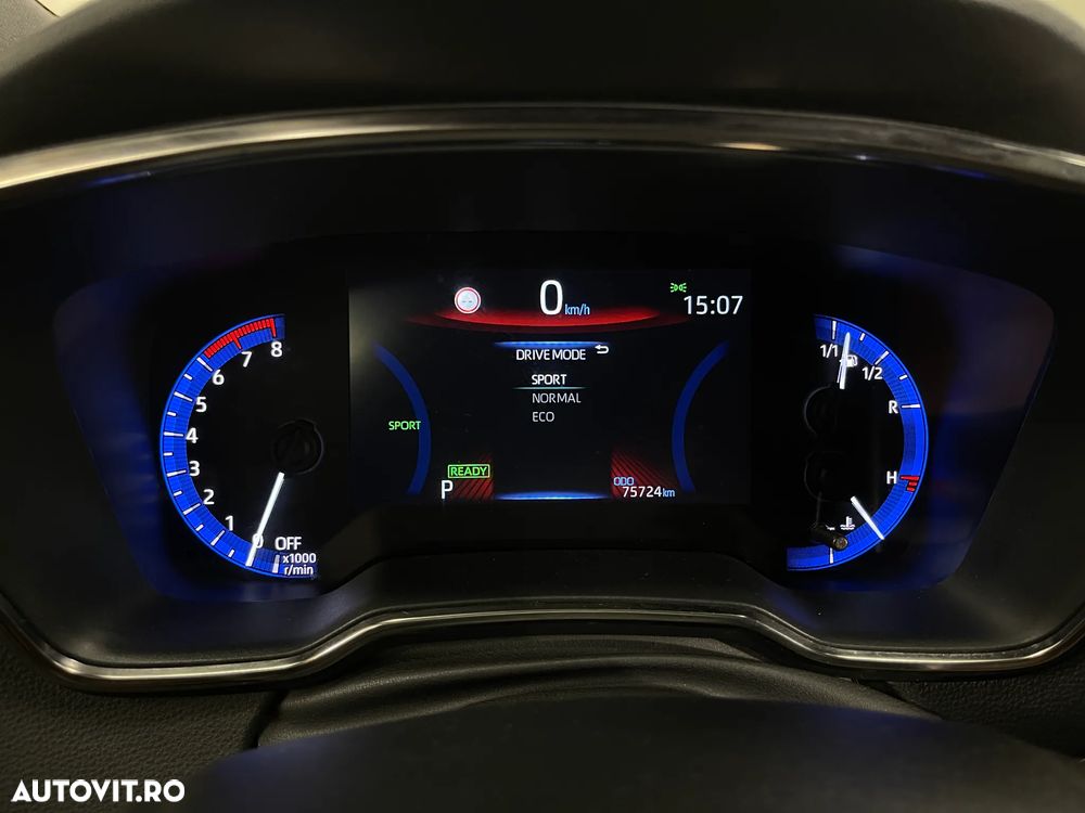Toyota Corolla - 26