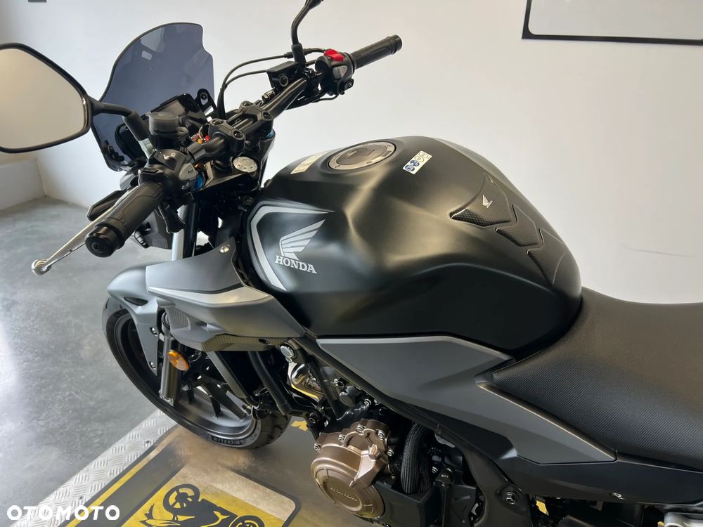 Honda CB - 17