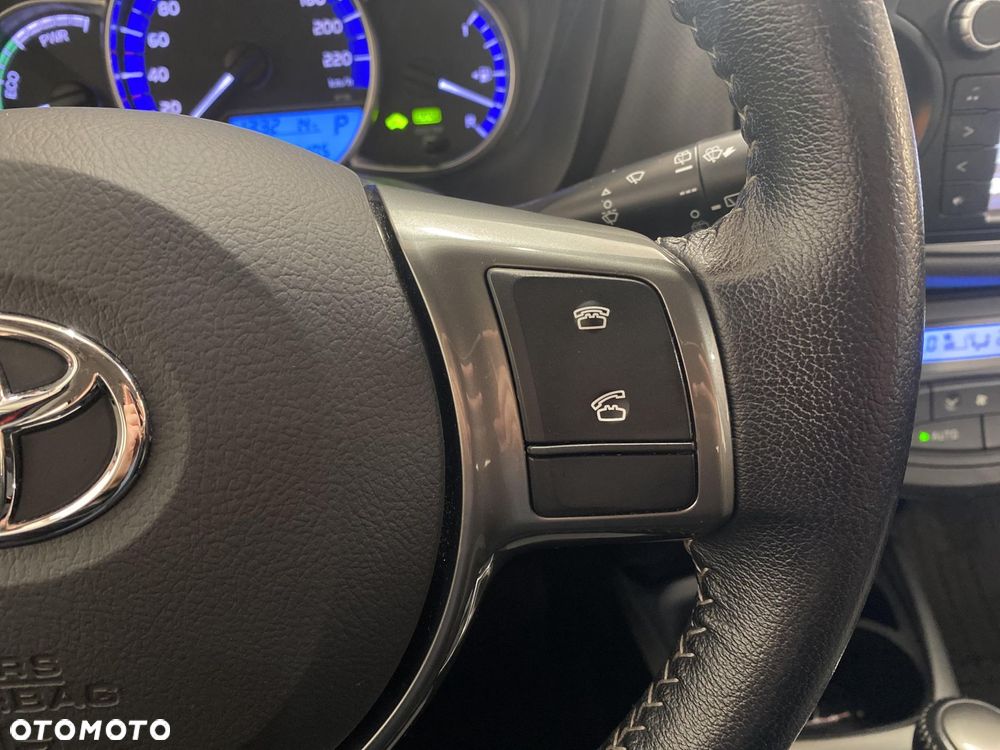Toyota Yaris Hybrid 100 Premium - 14