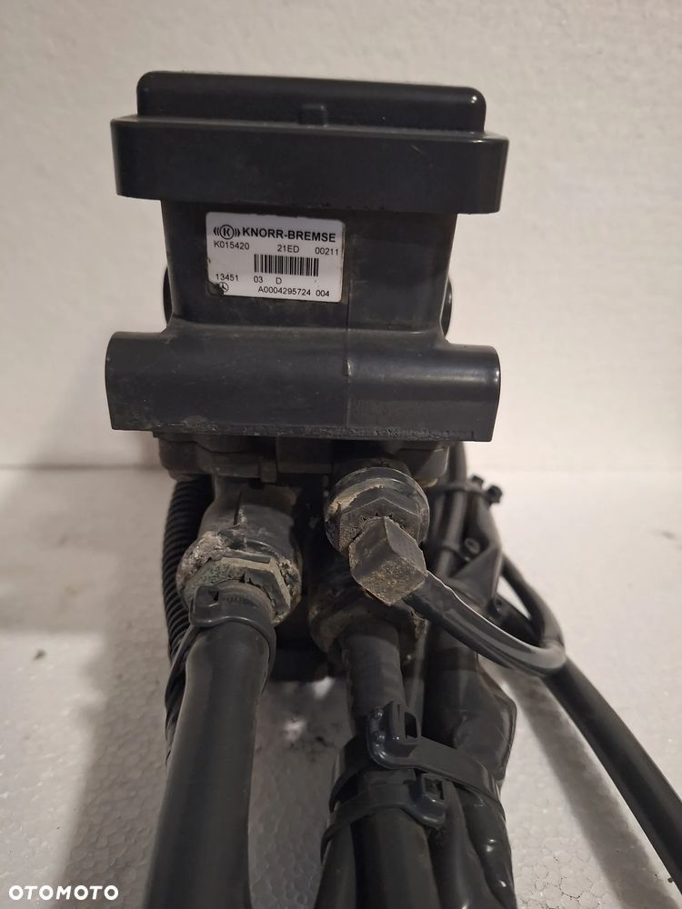 Mercedes Actros Mp4 modulator ebs abs A0004295724 - 3