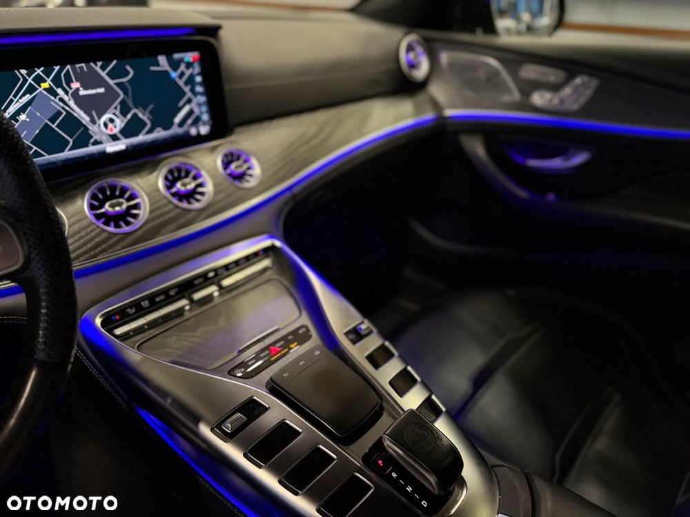 Mercedes-Benz AMG GT - 13