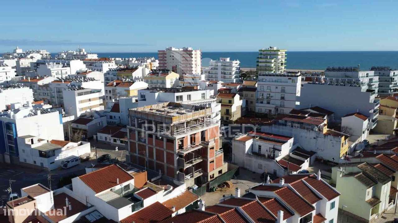 Duplex T2 em Monte Gordo, a 250 mts da praia - Grande imagem: 4/14