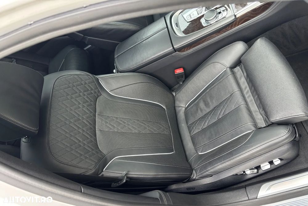 BMW Seria 7 740Li - 11