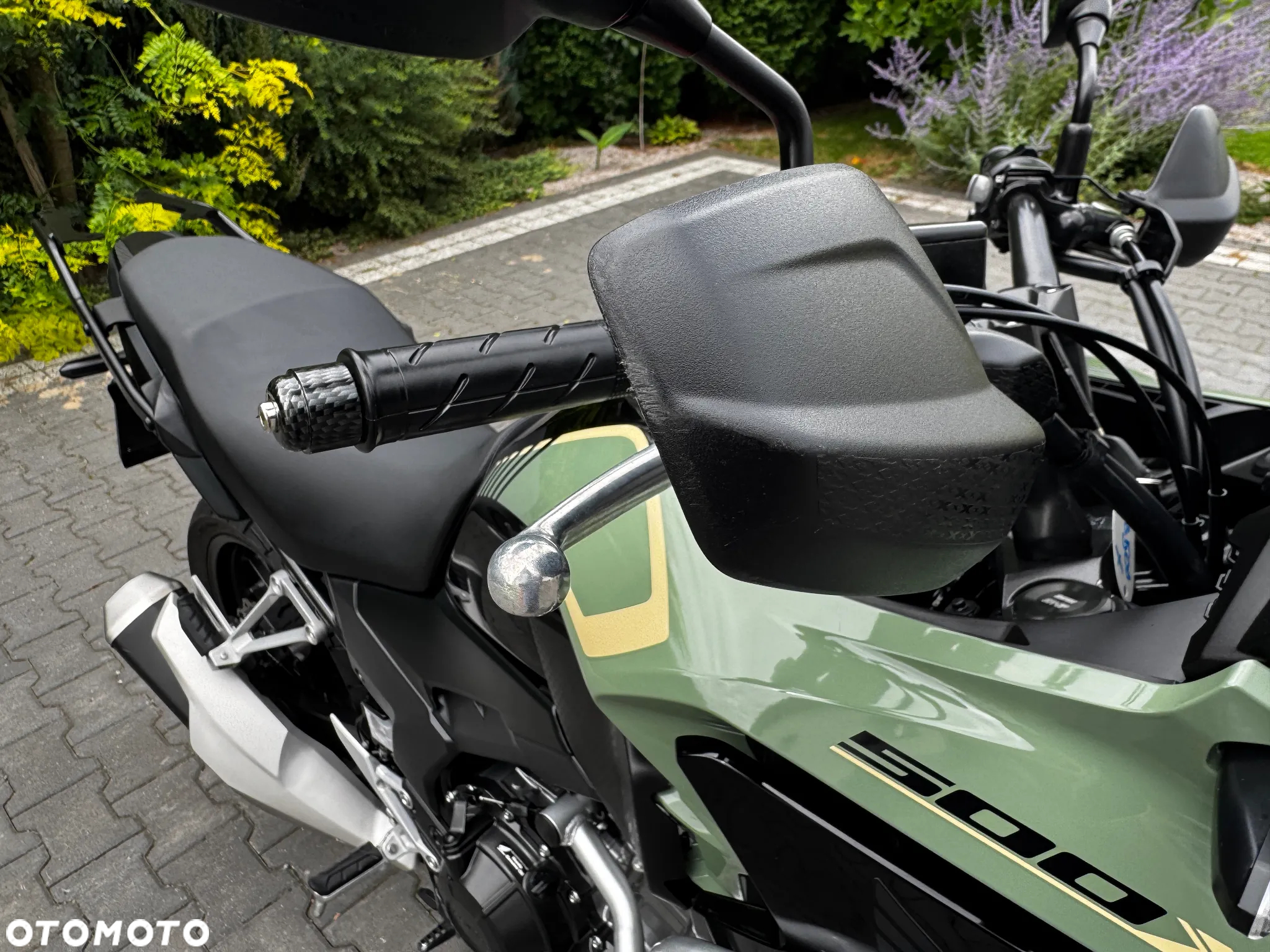 Honda CB - 17