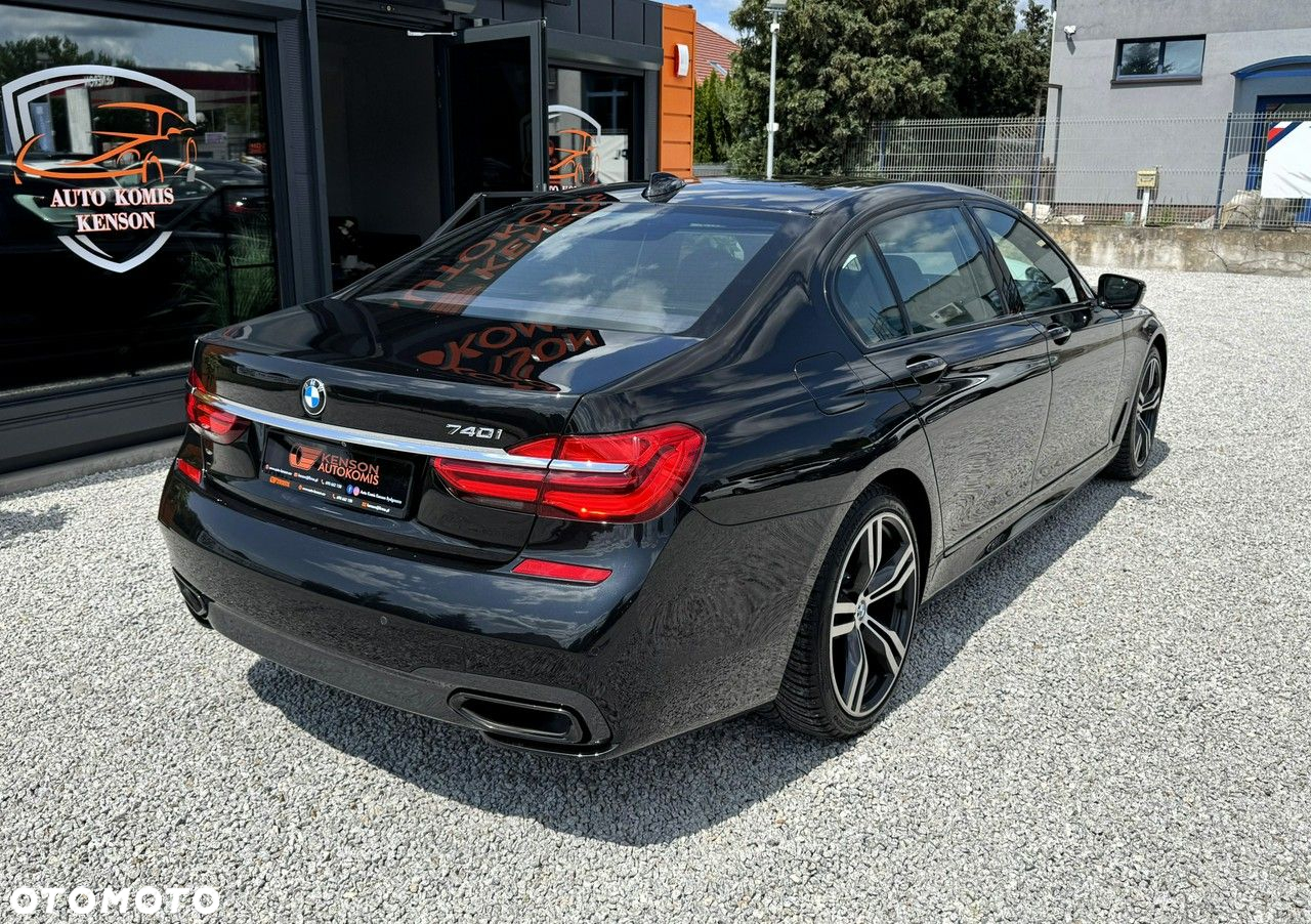 BMW Seria 7 740i - 3
