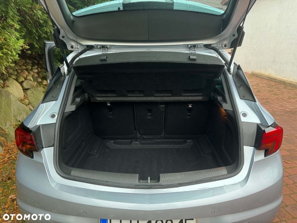 Opel Astra 1.2 T Ultimate S&S - 12