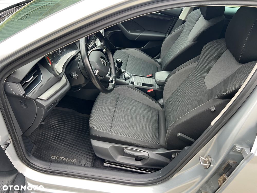 Skoda Octavia 1.5 TSI GPF ACT Ambition - 11