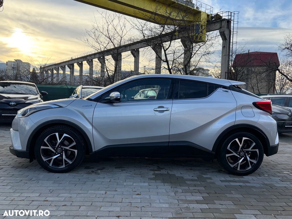 Toyota C-HR Hybrid Business-Edition - 16
