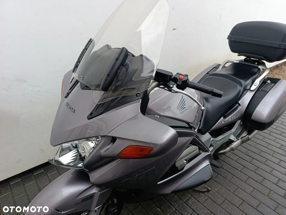 Honda ST - 11