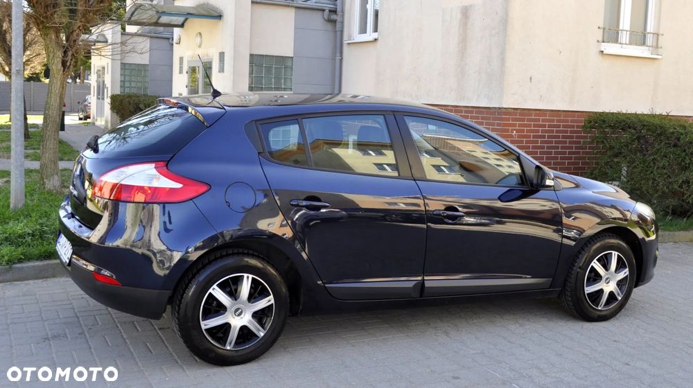 Renault Megane 1.6 16V 100 Authentique - 6