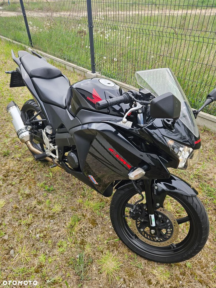 Honda CBR - 4