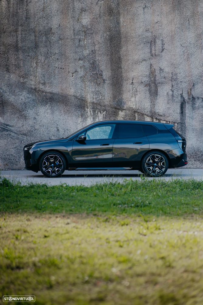 BMW iX xDrive40 - 2