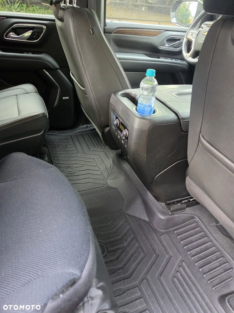 Chevrolet Tahoe - 23