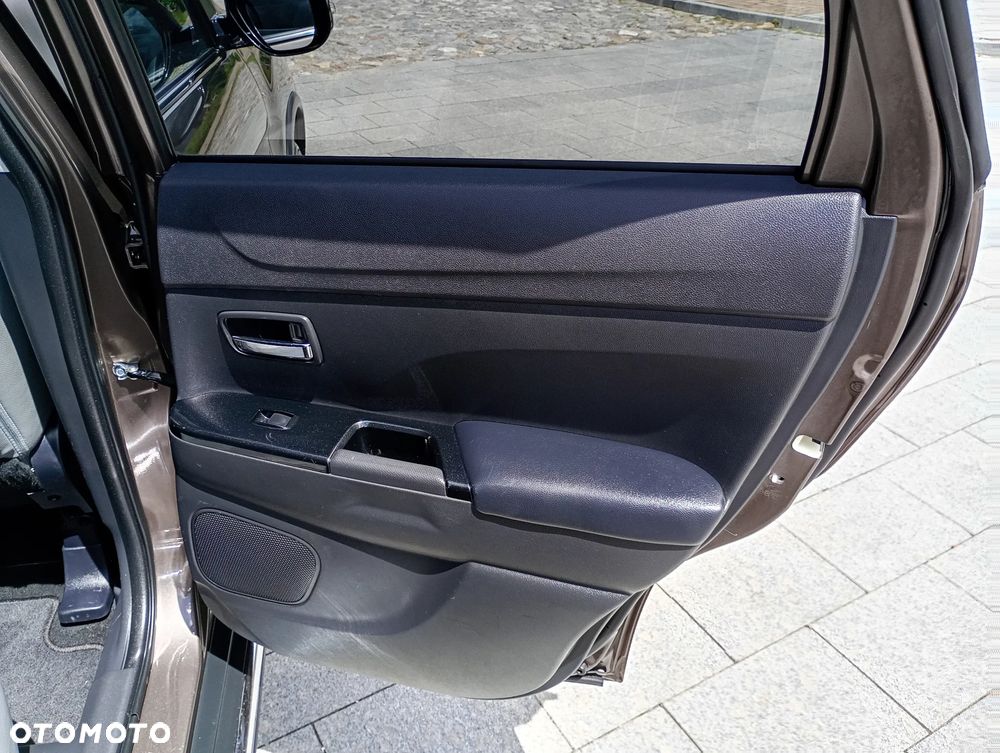 Peugeot 4008 - 27