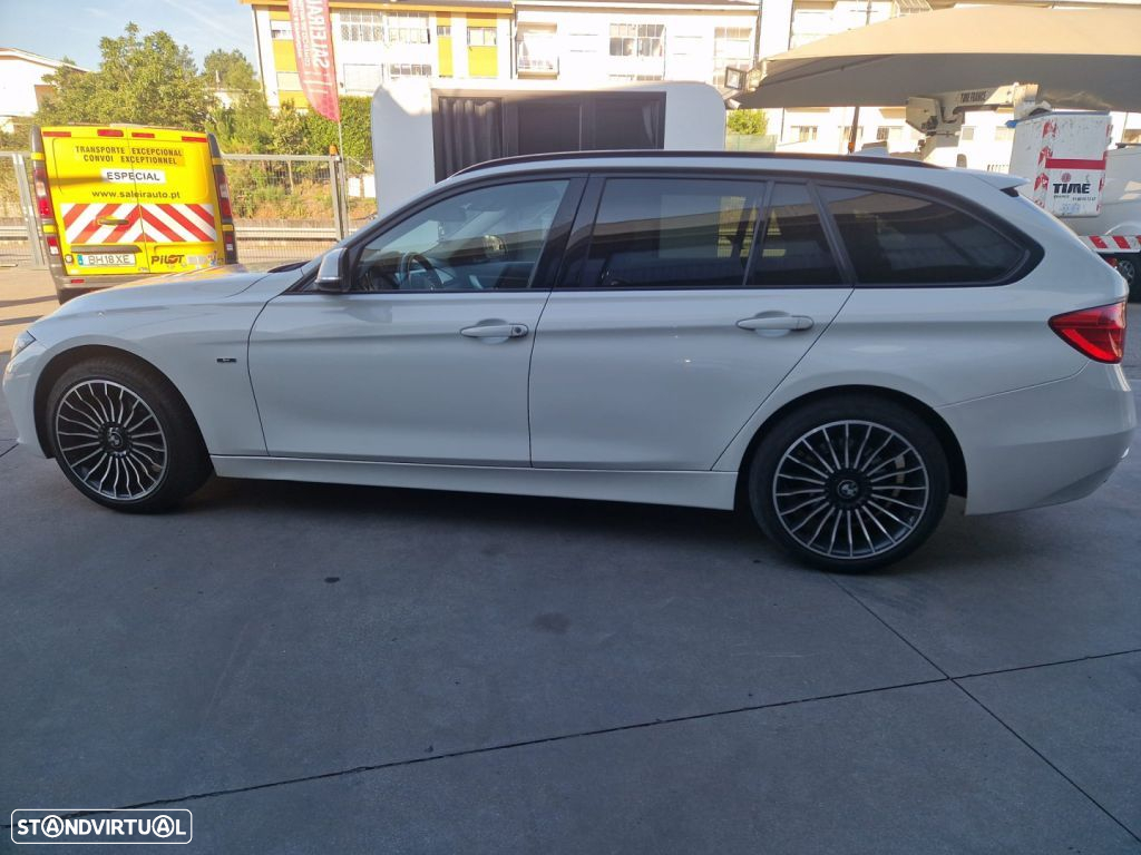 BMW 318 d Touring Auto Line Sport - 2