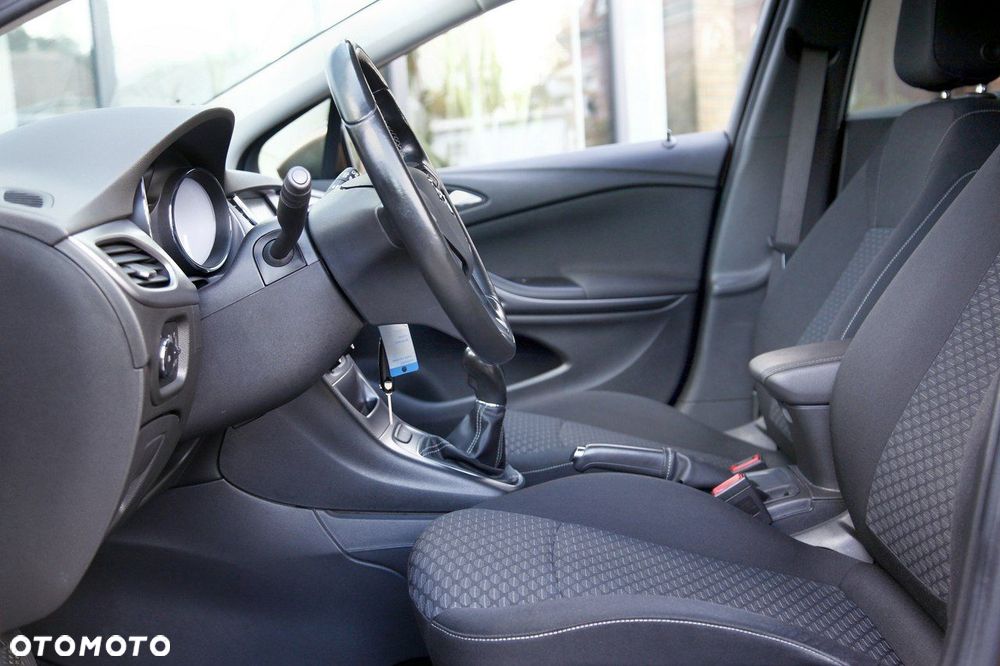 Opel Astra 1.4 Turbo Active - 12