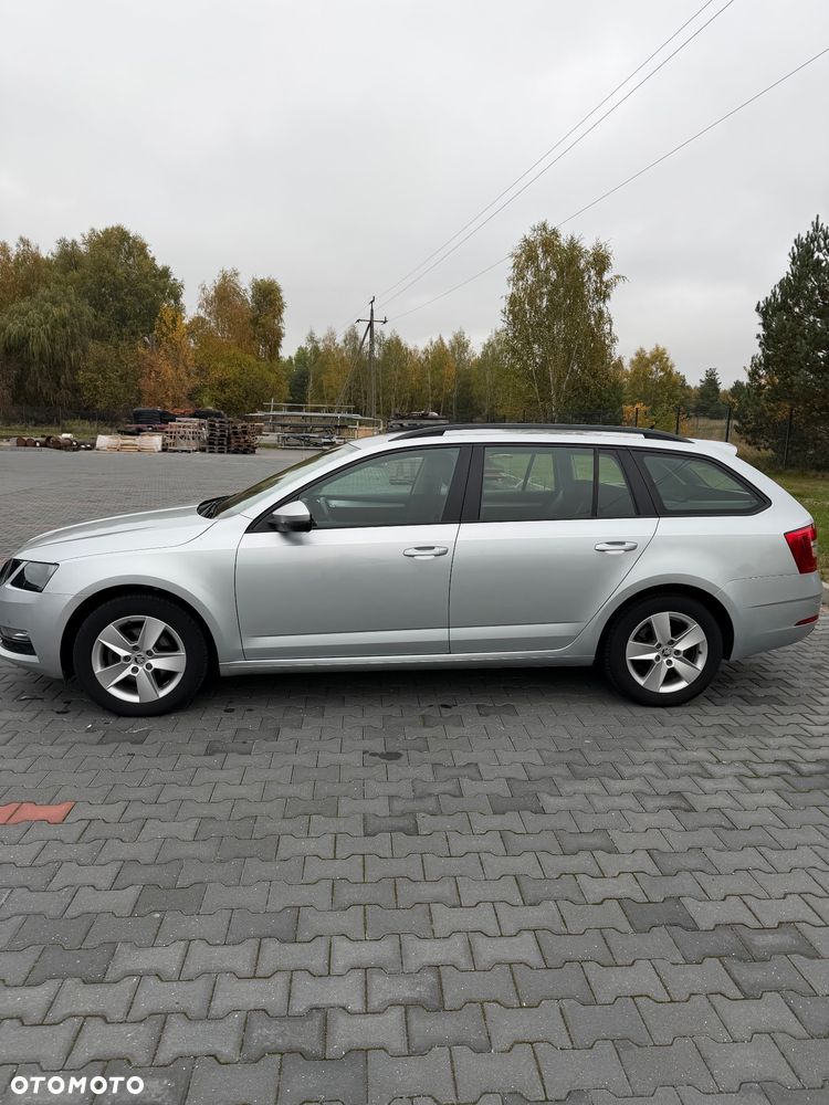 Skoda Octavia 2019 photo 3