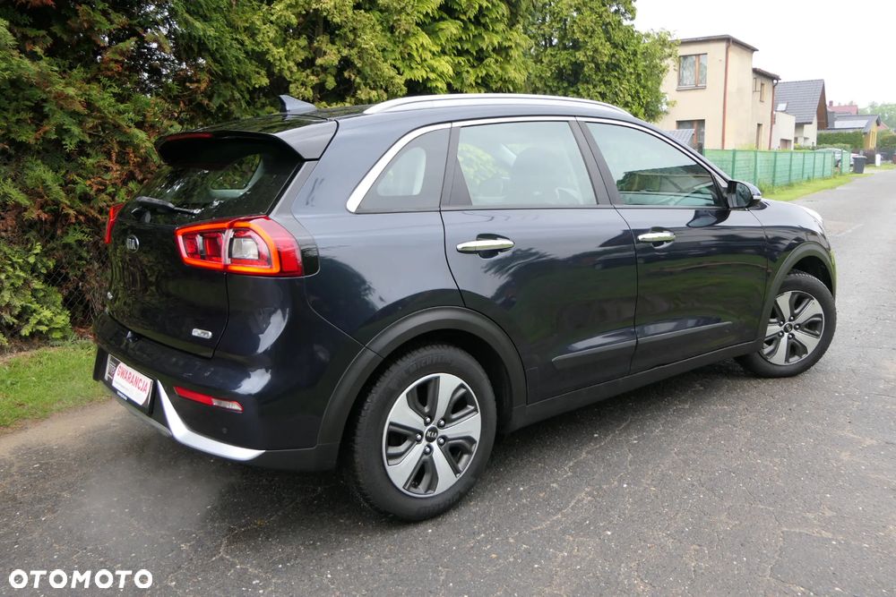 Kia Niro 1.6 GDI HEV 2WD OPF Edition 7 - 4