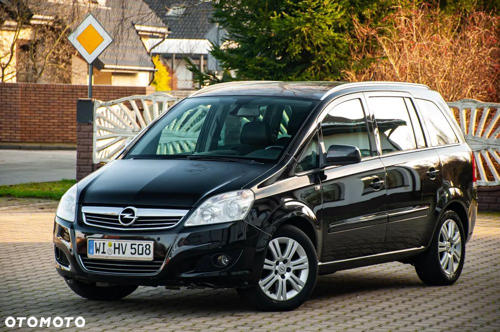 Opel Zafira - 11