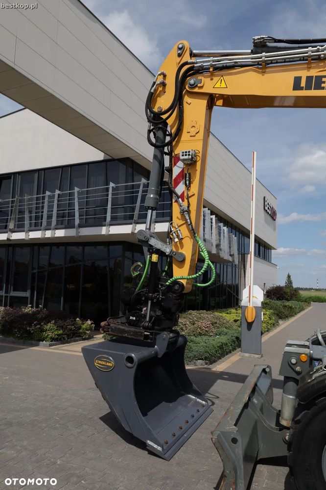 Liebherr A918 Compact - 16