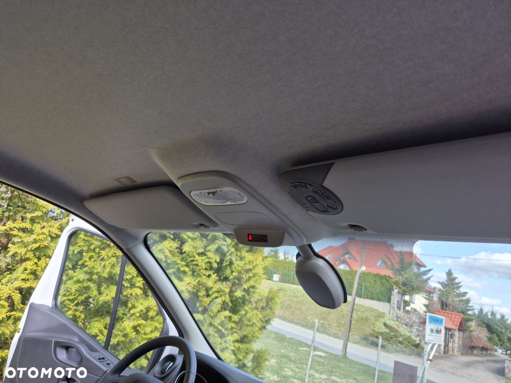 Renault Trafic - 26